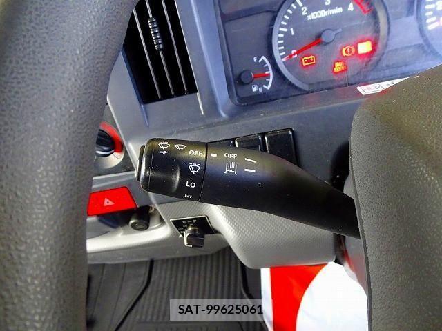 Isuzu ELF TRUCK 2018-05 2727464-16