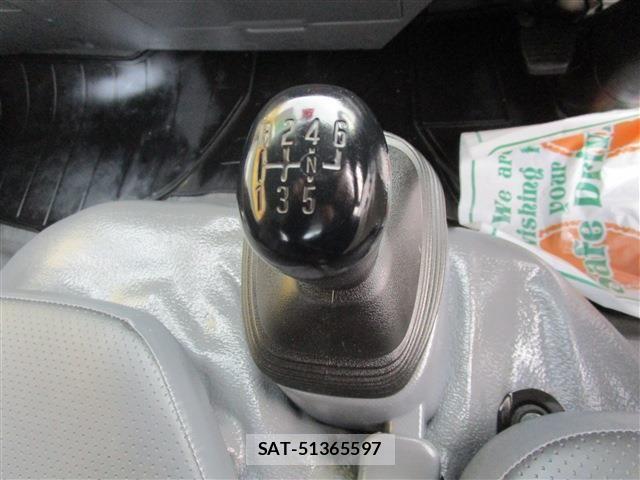 Isuzu ELF TRUCK 2018-11 2776696-11