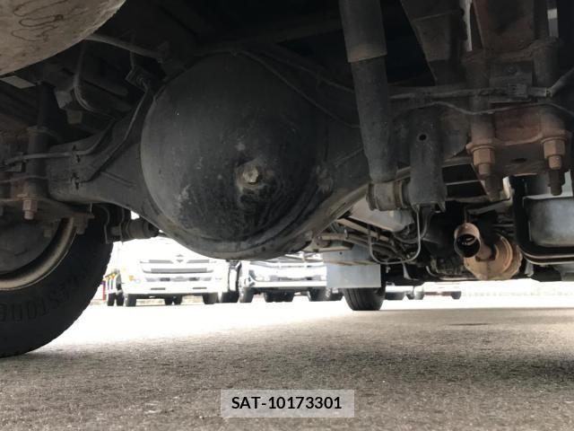 Isuzu ELF TRUCK 2017-12 2828707-15