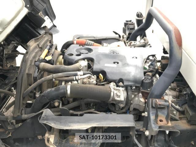 Isuzu ELF TRUCK 2017-12 2828707-17