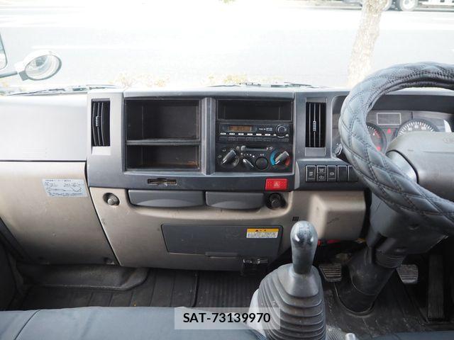 Isuzu ELF TRUCK 2010-03 3372562-14