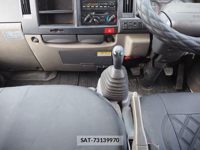 Isuzu ELF TRUCK 2010-03 3372562-16