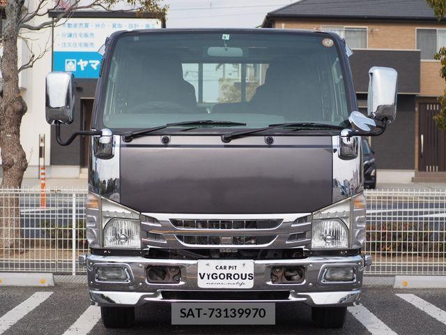 Isuzu ELF TRUCK 2010-03 3372562-3