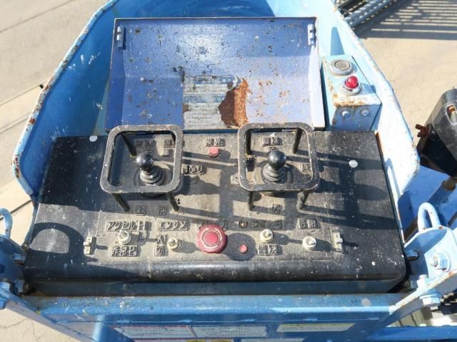 Isuzu ELF TRUCK 2012-08 3356741-16