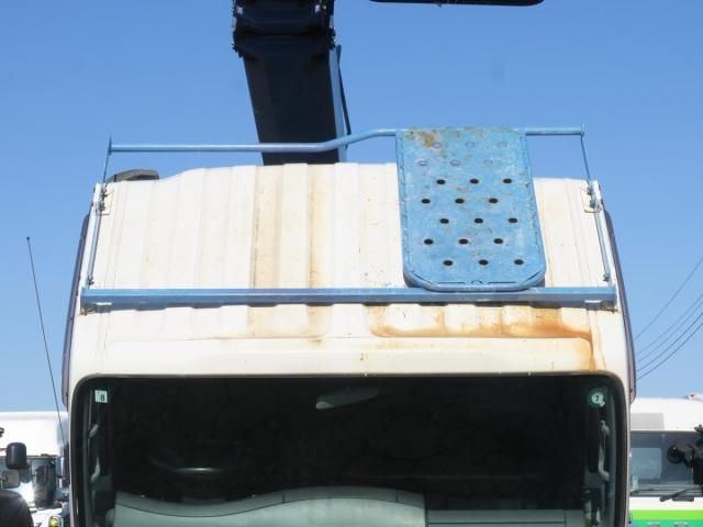 Isuzu ELF TRUCK 2012-08 3356741-20