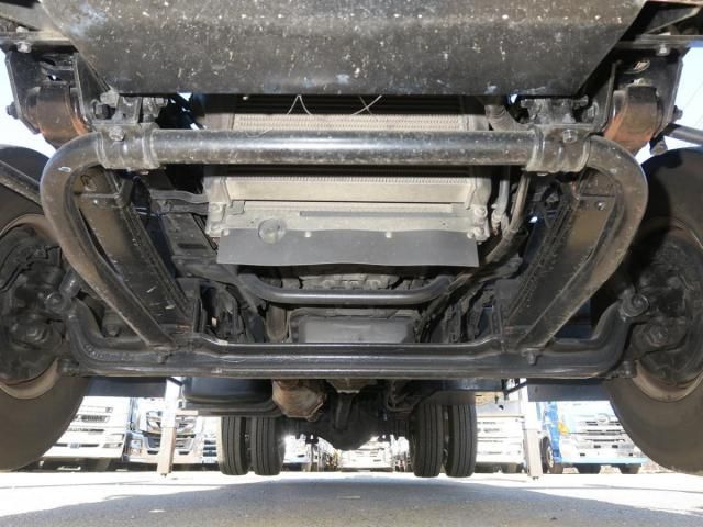 Isuzu ELF TRUCK 2012-08 3356741-21