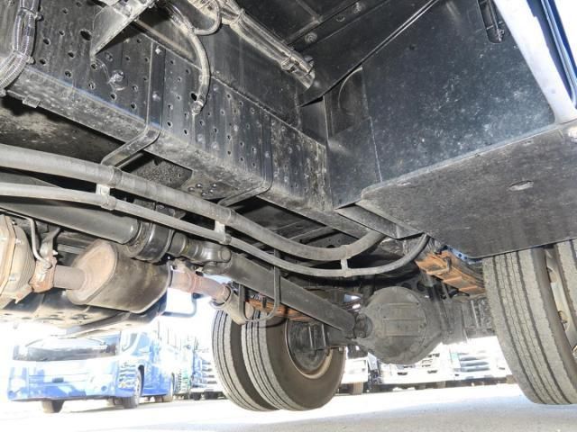 Isuzu ELF TRUCK 2012-08 3356741-22