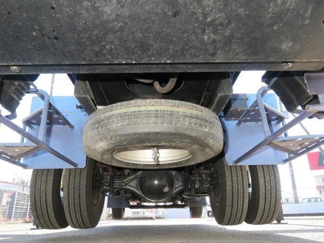Isuzu ELF TRUCK 2012-08 3356741-23