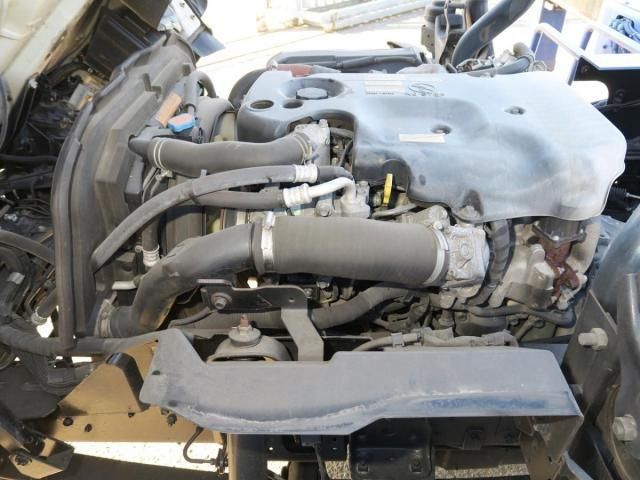 Isuzu ELF TRUCK 2012-08 3356741-26
