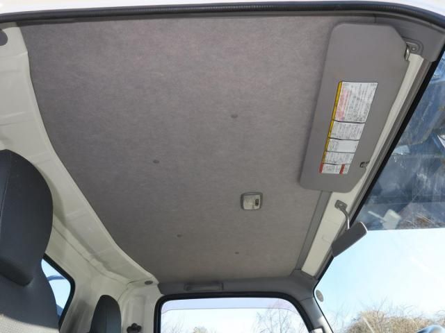 Isuzu ELF TRUCK 2012-08 3356741-28