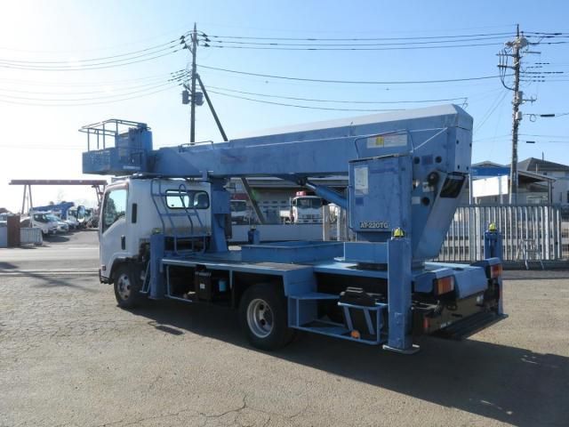Isuzu ELF TRUCK 2012-08 3356741-2