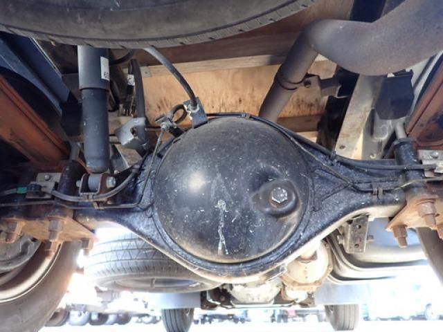 Isuzu ELF TRUCK 2015-03 3356749-9