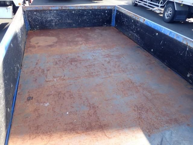 Isuzu ELF TRUCK 2015-03 3356749-14