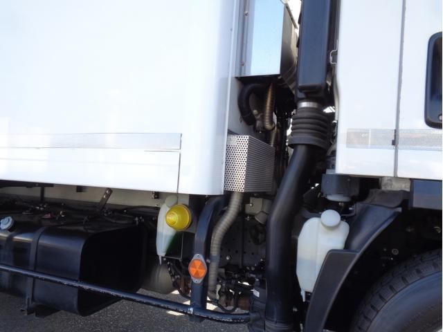 Isuzu ELF TRUCK 2020-10 3356745-9