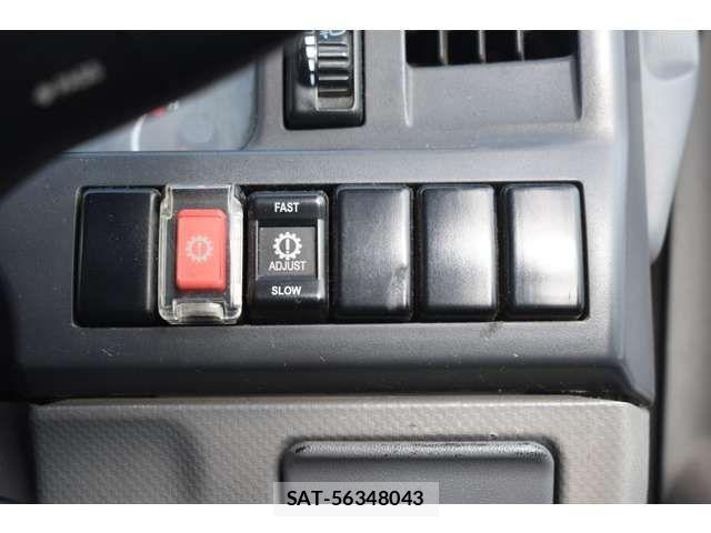 Isuzu ELF TRUCK 2012-03 3414051-12