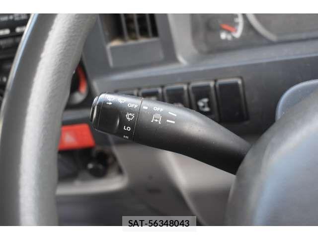 Isuzu ELF TRUCK 2012-03 3414051-15