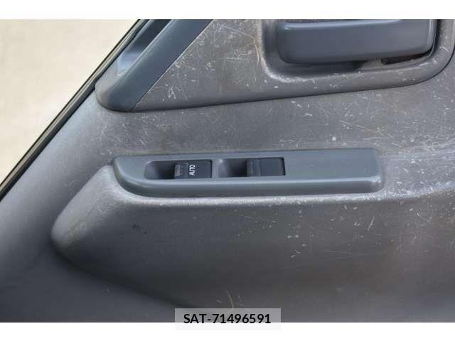 Isuzu ELF TRUCK 2012-01 3414052-9