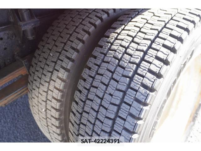 Isuzu ELF TRUCK 2012-12 3668078-9