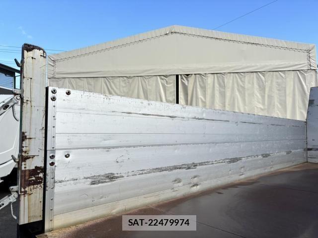 Isuzu ELF TRUCK 2013-10 3668198-9