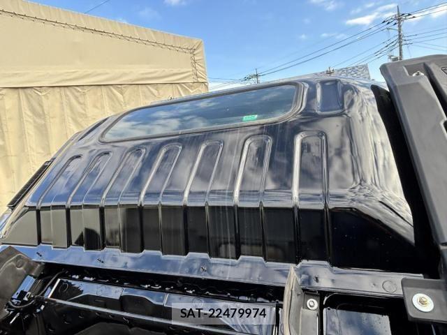 Isuzu ELF TRUCK 2013-10 3668198-17