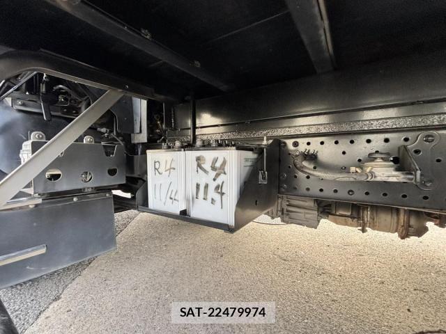 Isuzu ELF TRUCK 2013-10 3668198-23