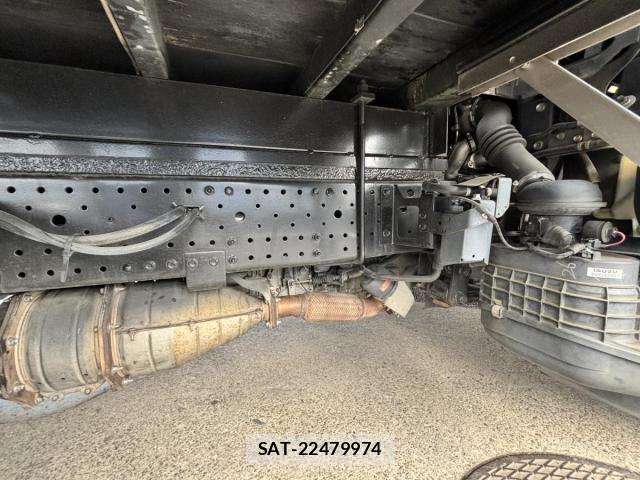 Isuzu ELF TRUCK 2013-10 3668198-28