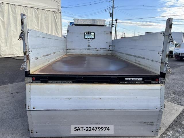 Isuzu ELF TRUCK 2013-10 3668198-8