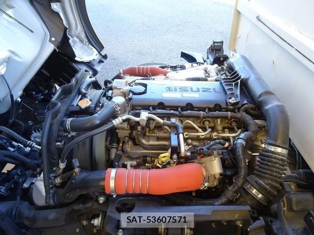 Isuzu ELF TRUCK 2023-10 3668068-15