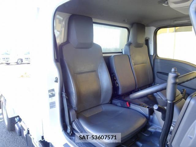 Isuzu ELF TRUCK 2023-10 3668068-19