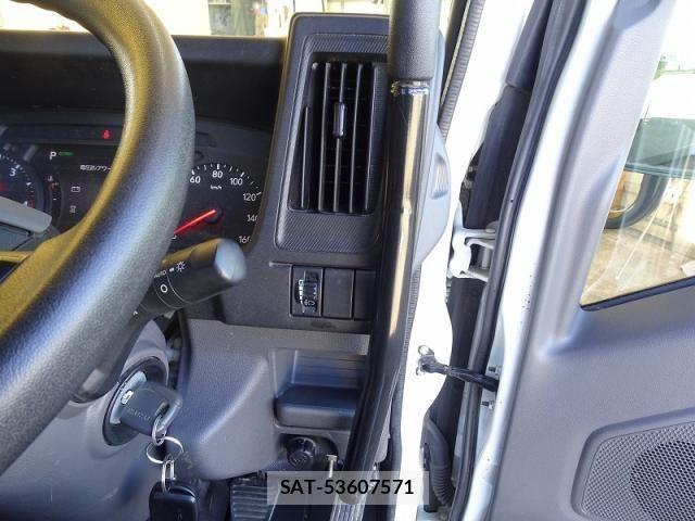 Isuzu ELF TRUCK 2023-10 3668068-25