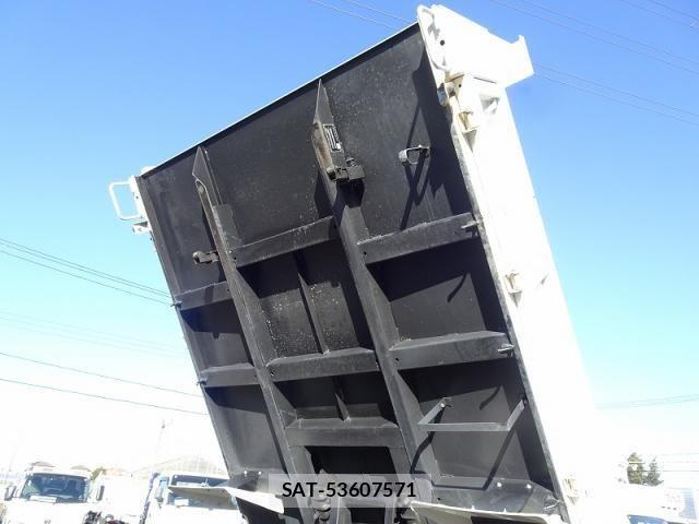 Isuzu ELF TRUCK 2023-10 3668068-4