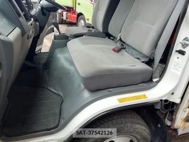 Isuzu ELF TRUCK 2014-07 3668147-19