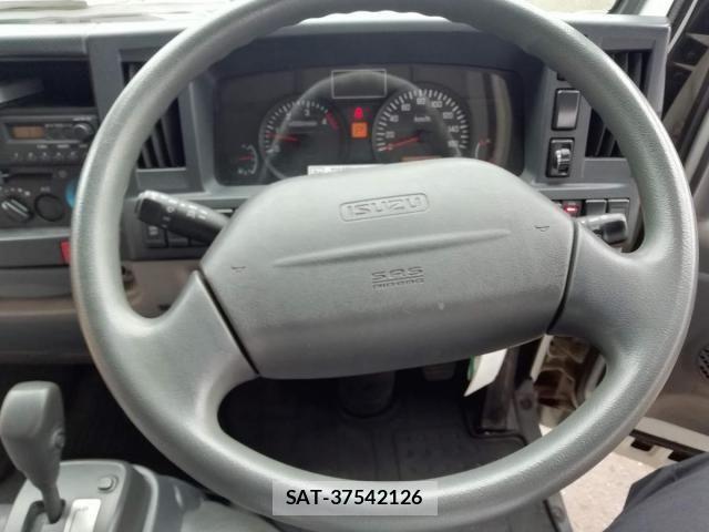 Isuzu ELF TRUCK 2014-07 3668147-27