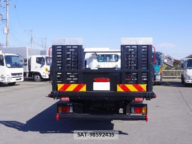 Isuzu ELF TRUCK 2019-04 3668056-24