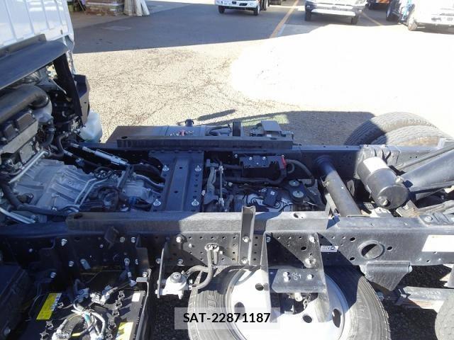 Isuzu ELF TRUCK 2023-10 3668072-5