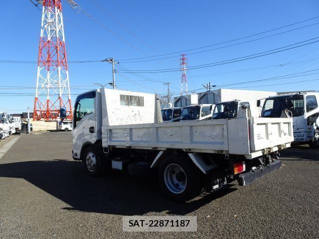 Isuzu ELF TRUCK 2023-10 3668072-8