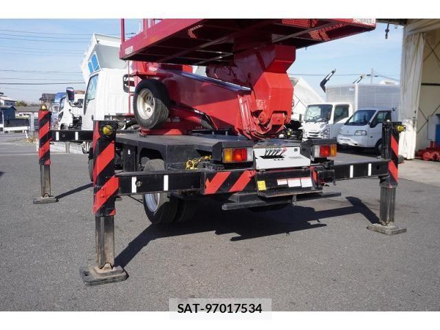 Isuzu ELF TRUCK 2010-09 3668110-24