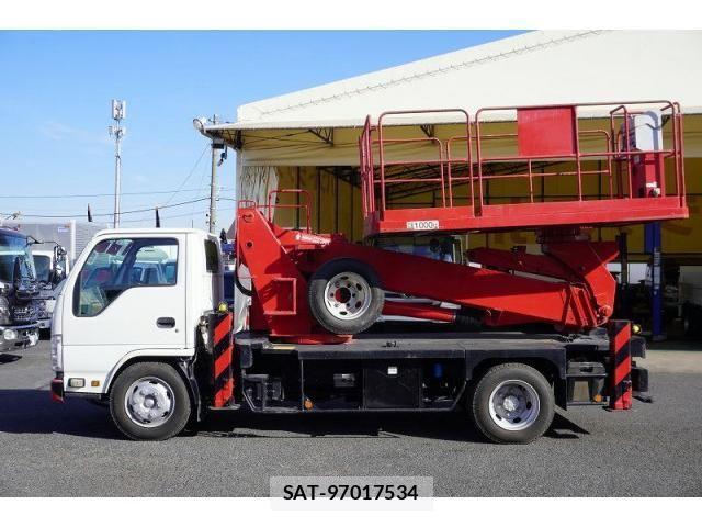 Isuzu ELF TRUCK 2010-09 3668110-2
