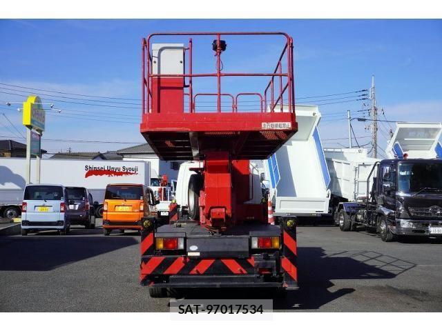 Isuzu ELF TRUCK 2010-09 3668110-3