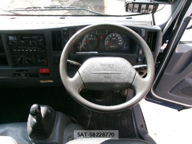 Isuzu ELF TRUCK 2009-06 3668252-17