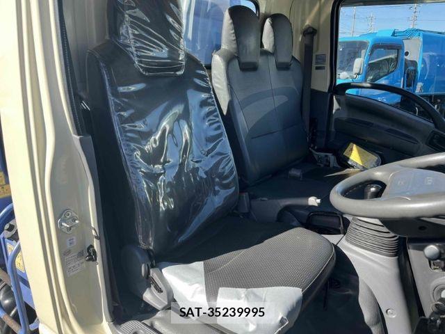 Isuzu ELF TRUCK 2013-07 3714099-20