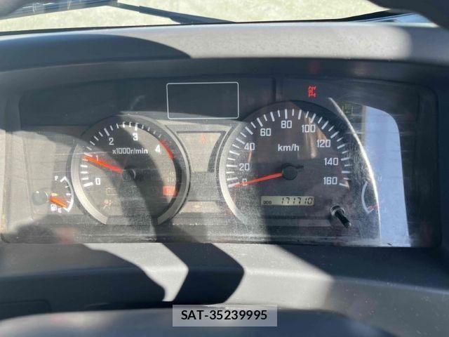 Isuzu ELF TRUCK 2013-07 3714099-22