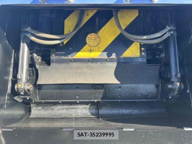 Isuzu ELF TRUCK 2013-07 3714099-8