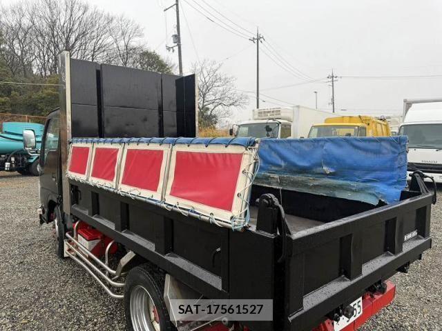 Isuzu ELF TRUCK 2011-10 3714107-13