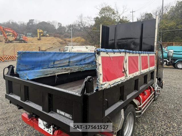 Isuzu ELF TRUCK 2011-10 3714107-17