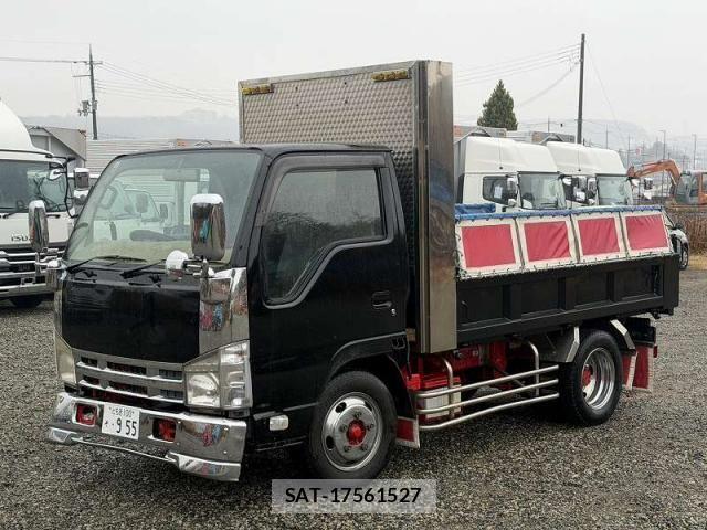 Isuzu ELF TRUCK 2011-10 3714107-1