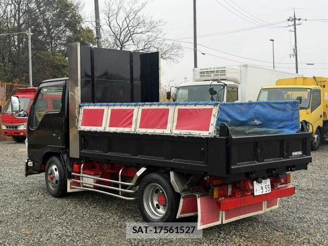Isuzu ELF TRUCK 2011-10 3714107-3