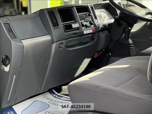 Isuzu ELF TRUCK 2014-03 3714103-5