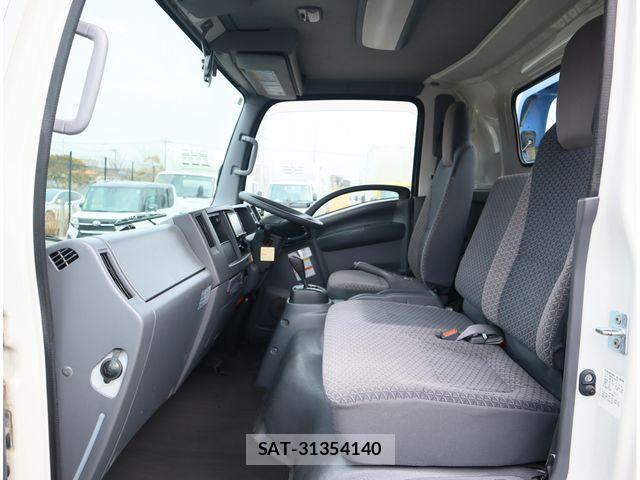 Isuzu ELF TRUCK 2018-07 3768090-26