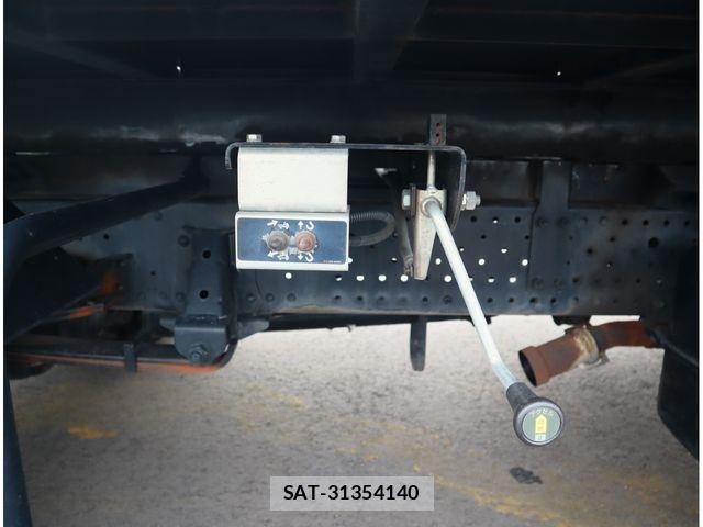 Isuzu ELF TRUCK 2018-07 3768090-5